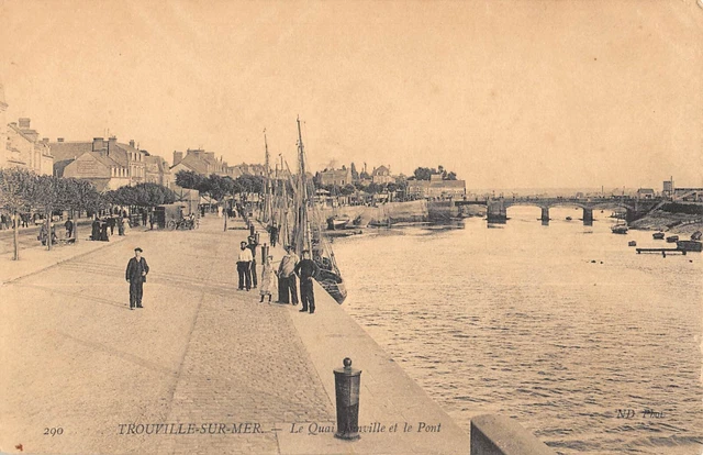 Cpa 14 Findille Sur Mer Le Quai Joinville Et Le Bridge
