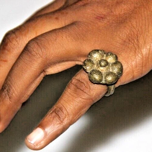 Bagues anciennes / Baroque / Bague à camée en or et argent du 18e siècle