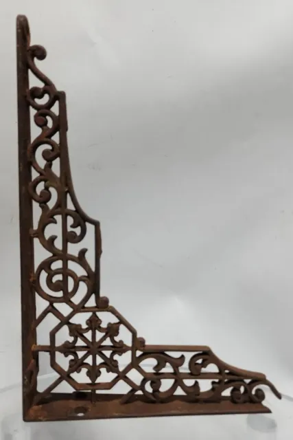 Anitque Cast Iron Metal Decorative Ornate Snowflake Screen Corner Shelf Bracket