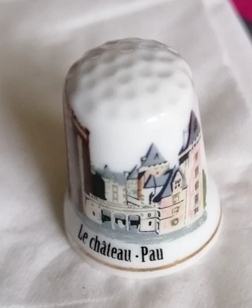 LOT DE 19 Dés A Coudre En porcelaine Pour Collectionneur EUR 20,00 - FR