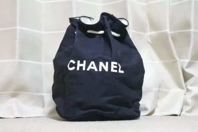 CHANEL NOVELTY VINTAGE drawstring bag pool Shoulder Bag back black $138.55  - PicClick