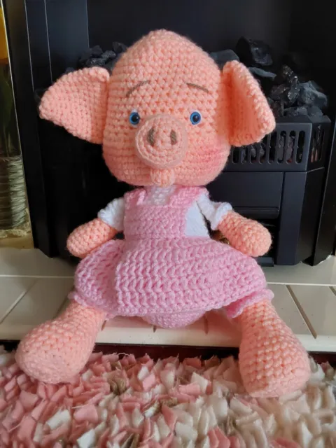 "Crochet hecho a mano para niña cerdo de 15"