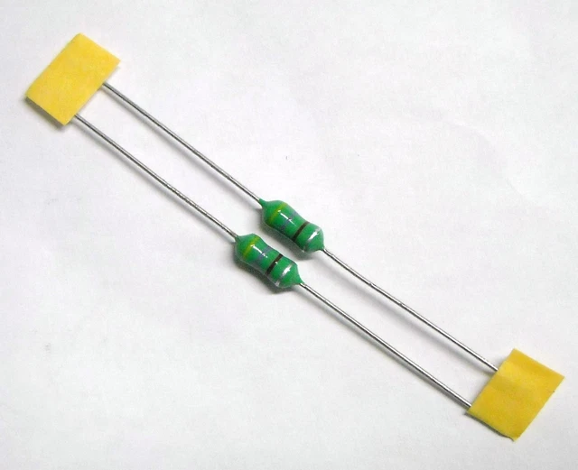 Induttanze Assiali 1uH - 2 Pezzi Per Circuiti Elettronici E Progetti Fai Da Te