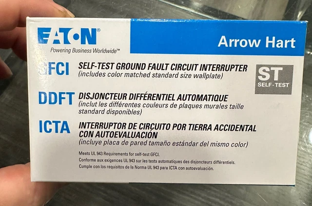 NEW EATON SGF15W Arrow Hart White Duplex Gfci Receptacle/Self Test £9. ...