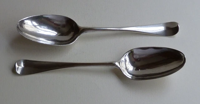 Paar englische George III Sterlingsilber Löffel, London 1767, Th. & W. Chawner