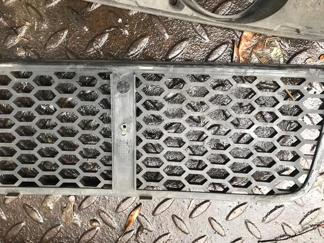 Vw Polo 6N2 Gti Honeycomb Grill Set 2