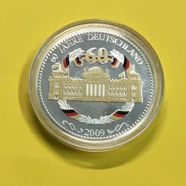 Farb-Silber-Medaille 60 Jahre Deutschland 2009 in PP, 333/1000 (M694
