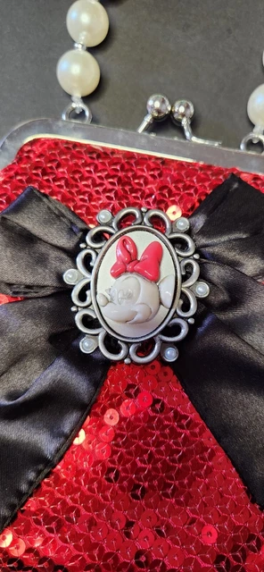 EUC Disney Parks Disneyland Minnie Mouse Purse Beaded Handle Bow Sequence Girls