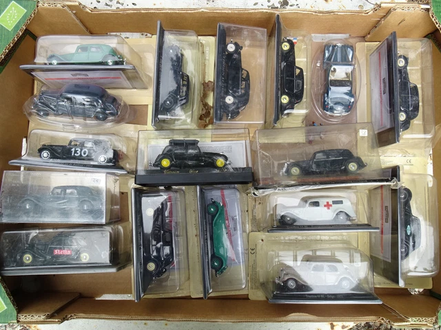 UH - Norev et Divers 1/43 - Lot de 17 Citroen Traction