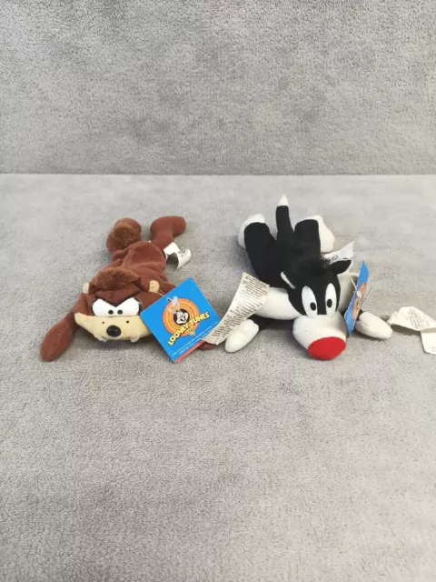 Vintage Warner Bros. Looney Tunes Plush 1996 Tasmanian Devil Sylvester 7.5"