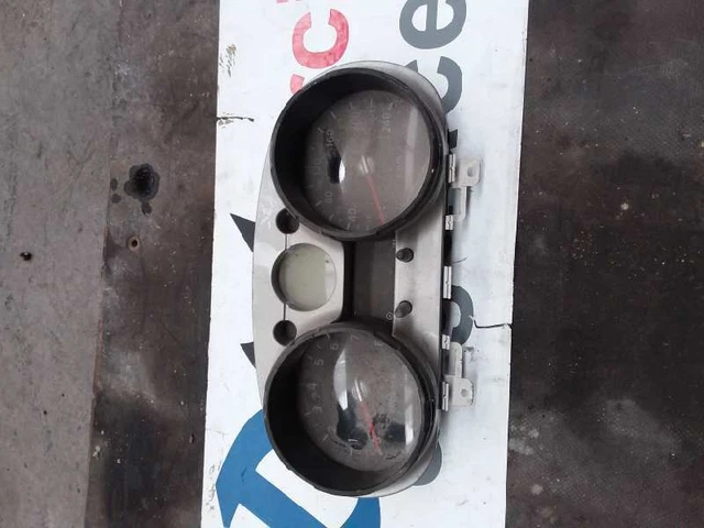 Housse De Tableau De Bord Pour Nissan Qashqai J11 (2014-2020) - Anti-reflet, Anti-UV, Antidérapante - Modèle B LHD Noir