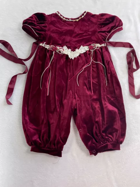 Vintage Holiday Bubble Romper Suit Size 12 Months Pants Short Sleeve Lace Trim