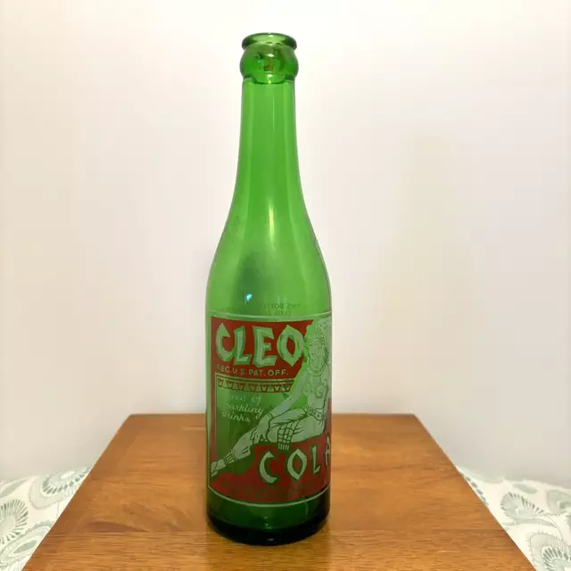 Vintage Cleo Cola Soda Bottle 12 oz Green Glass Red White ACL Cleopatra c.1935