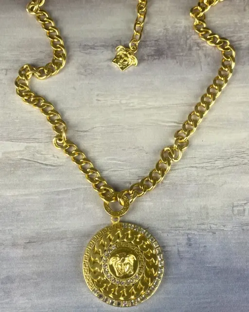 Vintage Versace  Gold  Chain Necklace Pendant 47cm