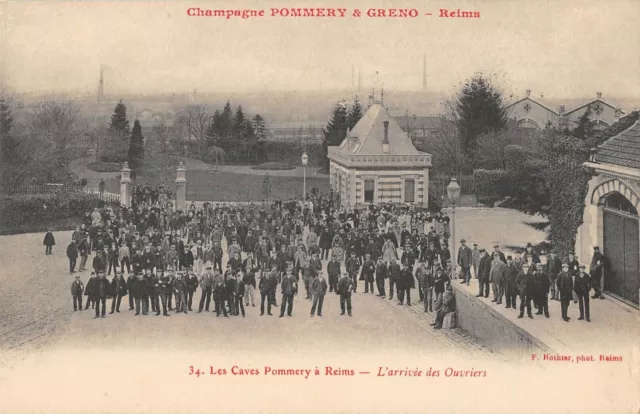 Cpa 51 Reims Pommery Greno Les Caves Pommery Reims Arrival Of Workers