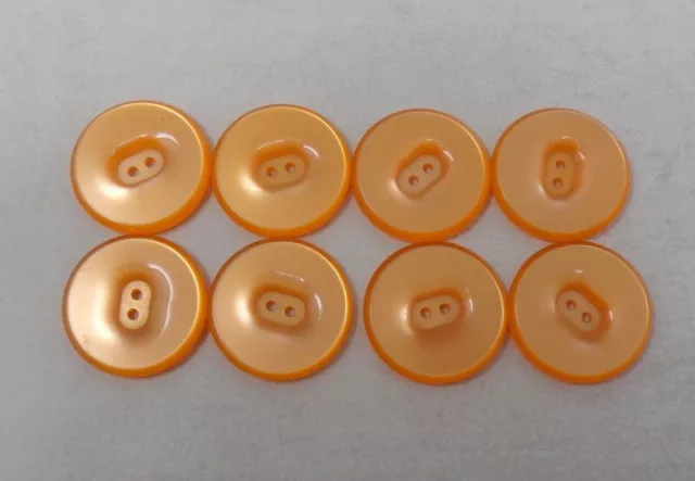 Lot de 8 Boutons anciens en lucite - Mercerie vintage