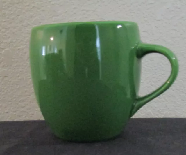 2005 Starbucks Solid Green Holiday Christmas Coffee Tea Mug Cup 16oz