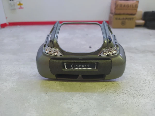 1/18 Face avant noir Smart 452 roadster coupé Kyosho