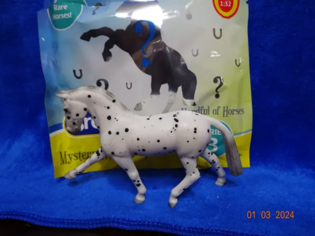 Breyer Stablemates Mystery Horse Surprise Series 3 Handful of Horses SPORT HORSE