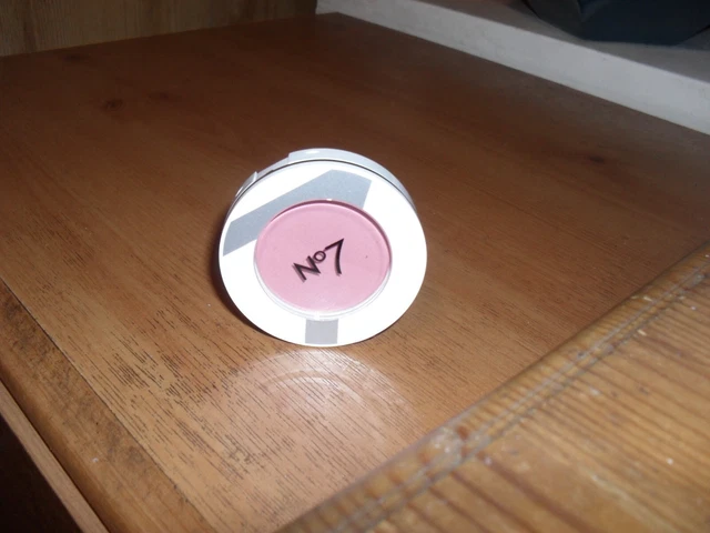 NUEVO DISEÑO - Rubor en polvo mate No7 3g -- NUEVO sellado damson niebla