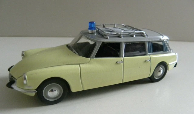 Citroen ID 19 Break 1966, DE-48-70. - Automotive Auctions
