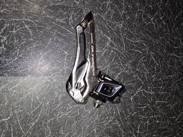Dérailleur SHIMANO ULTEGRA RD-R8000 - Chape Moyenne - 11 Vitesses