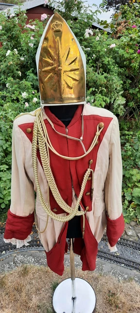 Costume giacca uniforme e casco