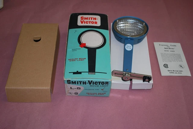 Vintage 1962 Smith-Victor L5 Movie Light GE Sealed Beam DWA Lamp Works Great Box