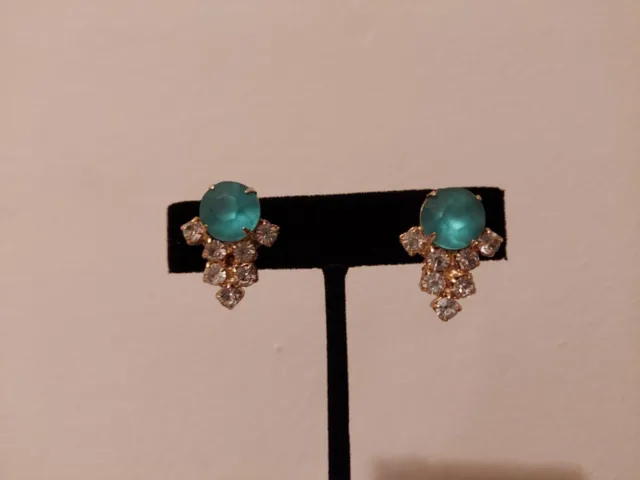 vintage clip earrings Trifari Napier Arizona 11W30thst DNH Czech Japan HongKong