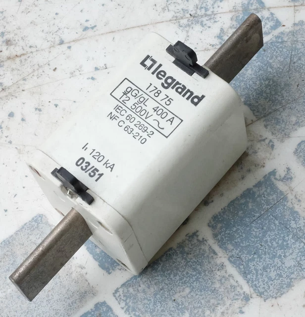 Legrand 0 178 75 017875 Cartouche 400A couteau gl/gL T2 500V avec voyant.