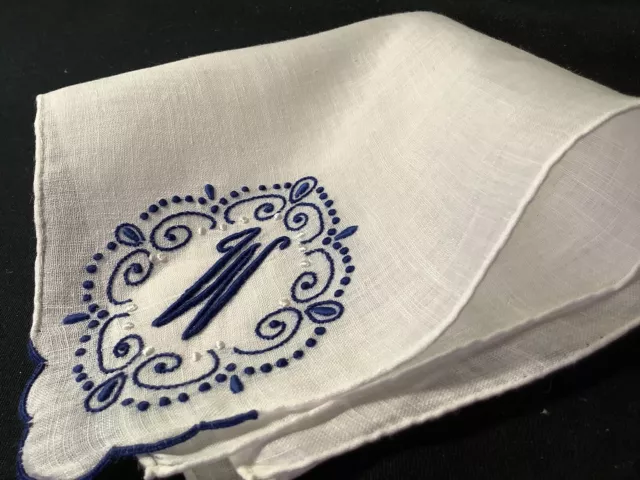 9231🌟GORGEOU Vintage BRIDAL NAVY BLUE Madeira Monogram “W” Wedding Handkerchief