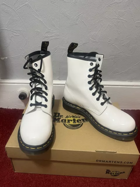 Dr. Martens 1460 Air Wair White Smooth Leather Lace Up Boots - UK Size 5 - EU38