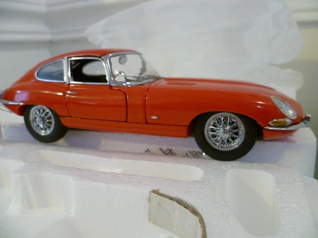 Franklin Mint - 1:24 - Jaguar E-type coupé 1961 - Catawiki