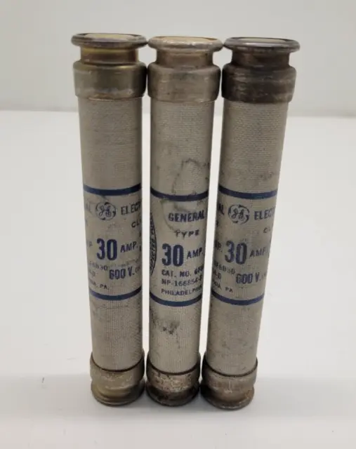 Lot Of (3) New Old Stock! Ge General Electric 30A 600V Clf Fuses Gf6B30