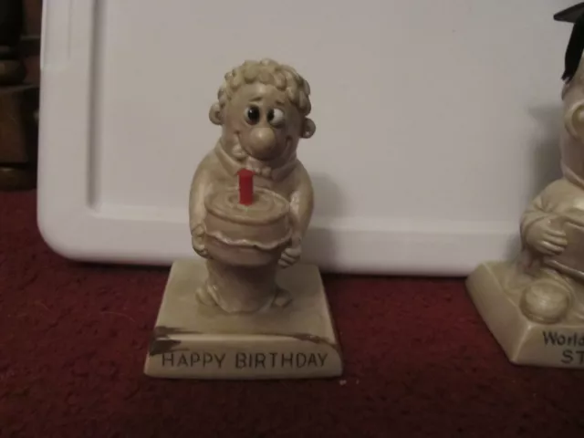 R & W Berries figurine Happy Birthday Guy with Cake