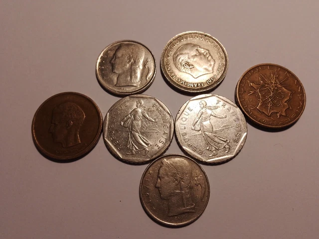pièces de monnaies 2 francs et 10 francs plus autres , anciennes