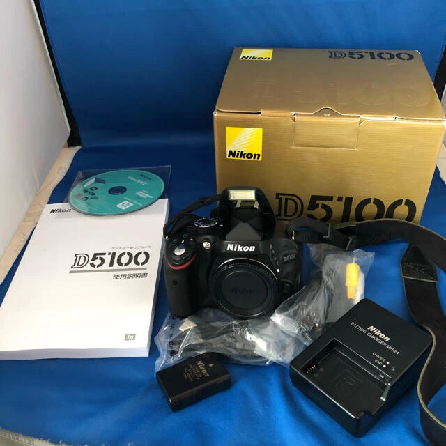 Nikon D5100 16.2 MP Digital SLR Camera No lens Black with instruction JUNK