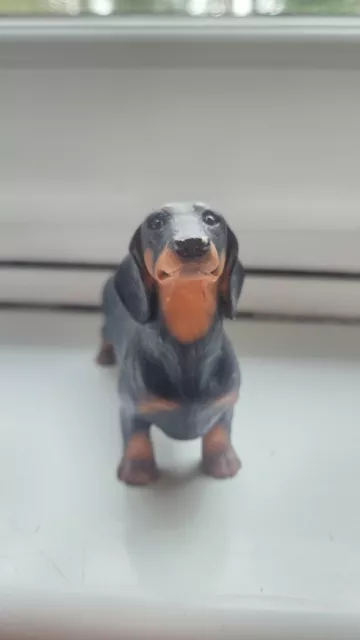 North light Dachshund figurine early production