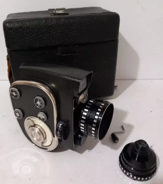 Cine camera Soviet Vintage Quarz 2m In Original Case Lenses Trigger Etc