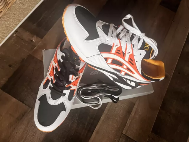 ASICS TIGER GEL Kayano Trainer Size 10 Mens White Orange Black