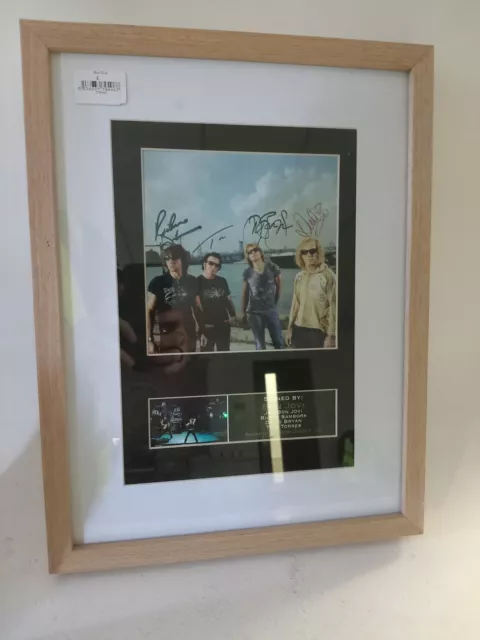Signed Bon Jovi Classic Picture Light Wood Frame Collectable Pre Owned Retro