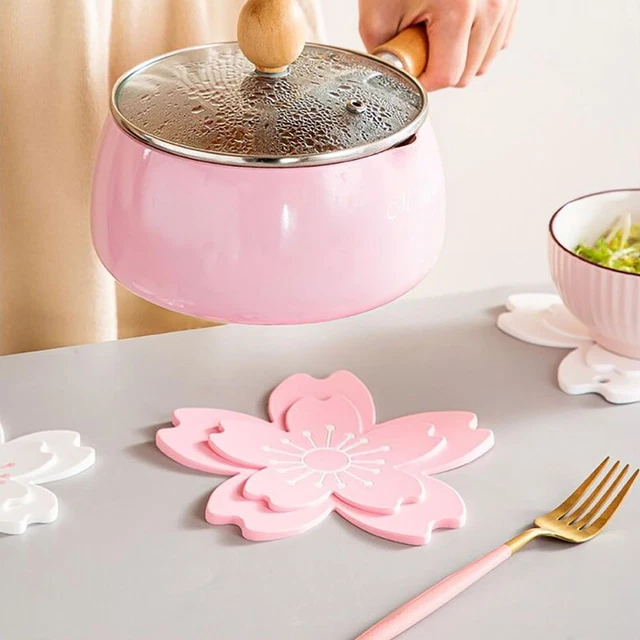Easy Clean Tableware Mats Flower Shape Non-slip Coaster  Home