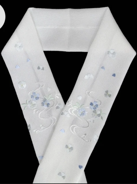 Japanese Woman's Kimono Embroidery HAN ERI collar 6 White Flower