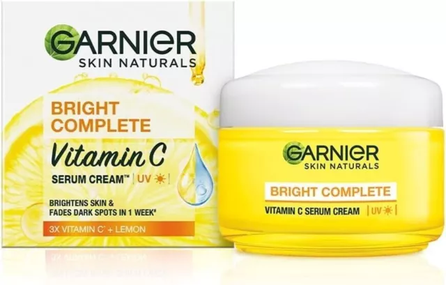 Garnier Skin Naturals, Crema de Día, Iluminadora y con Protección Solar 45g