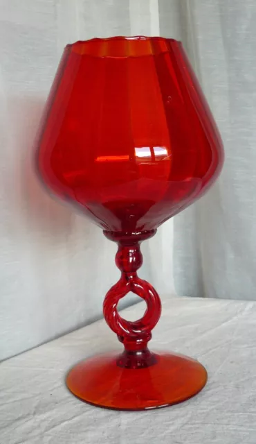 grand VASE Verre ROUGE Vintage 1950 Bohemian or Venitian Art Studio Glass