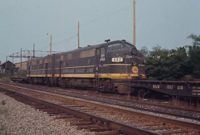 Original slide: SCL Seaboard Coast Line F7A 402 and B Erie, PA Aug 1971