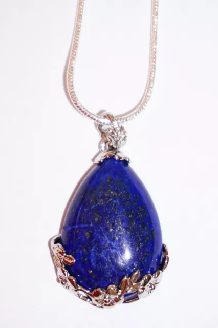 Silberkette mit Lapislazuli-Anhänger