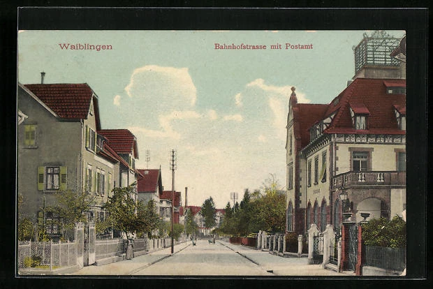 AK Waiblingen, Bahnhofstrasse mit Postamt 1911