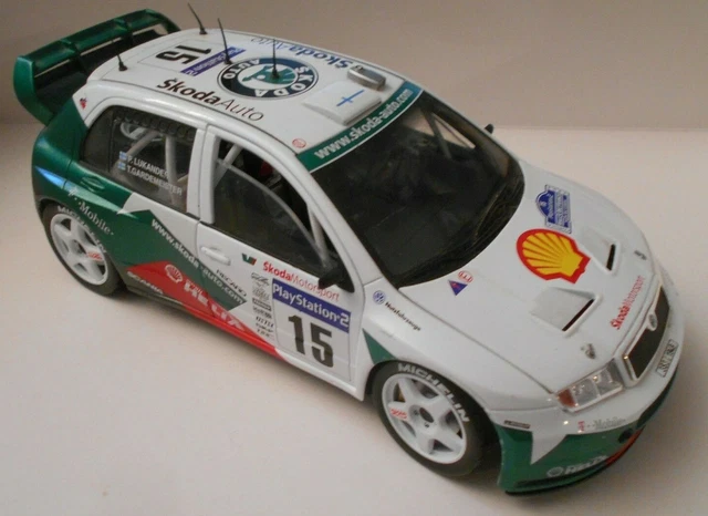 SOLIDO 9045 ŠKODA Fabia WRC Tour de Corse 2003 (1:18