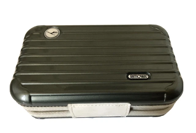 Rimowa toiletry sales bag